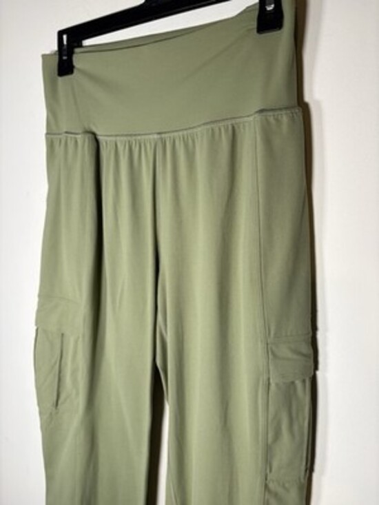 ATHLETA Medium Tall Salutation Cargo Jogger Pant Sage Green Athletic Casual - Picture 3 of 9